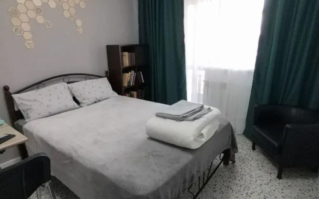 Studiya Na Mikrorayone Beryozovy 148 Flat