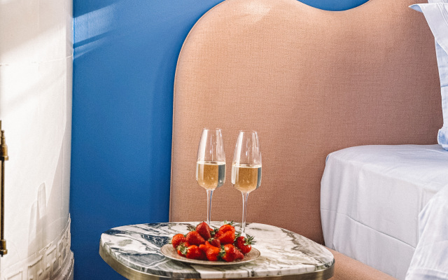 Апартаменты Эксклюзивная квартира Уголок Парижа