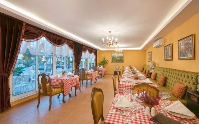 Antique Roman Palace Museum Hotel - Adults Only Ultra All Inclusive
