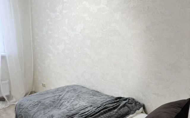 Na Ulitse Druzhby 28/7 Flat