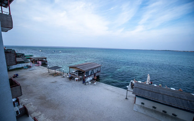 Отель Керкинитида Крабья Бухта 