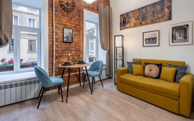 Atmosfernaya Studiya U Tavricheskogo Flat