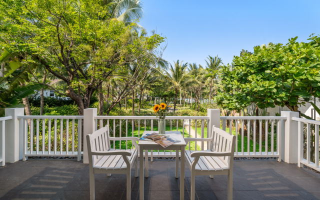 Курортный Отель Ania Premier Village Danang Resort