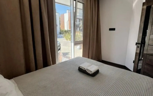 Частный дом на Улице Петрозаводской 49В