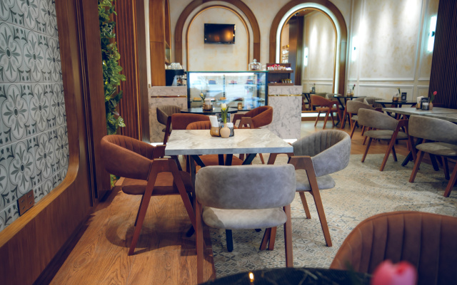 Отель Momentum Baku