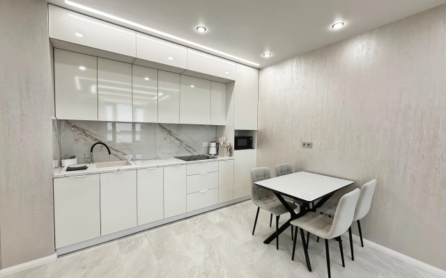 Studiya na naberezhnoy Flat