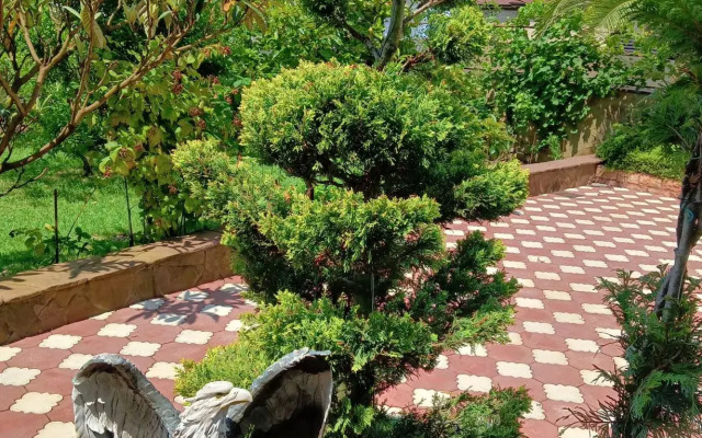 Orel-Izumrud Guest House