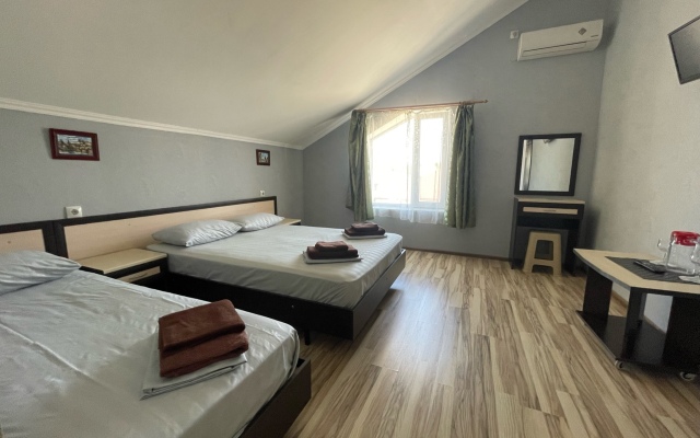 Dzhuliya Guest House