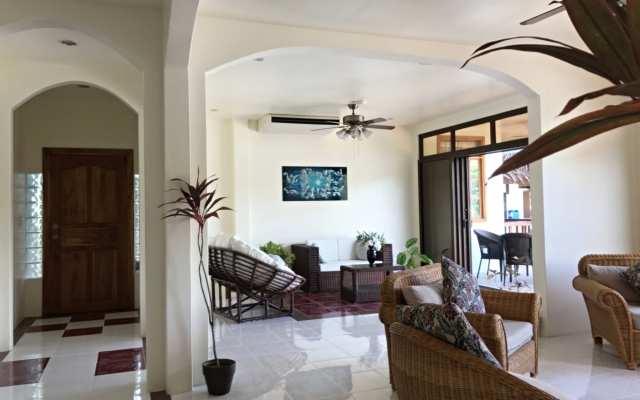 Edgewater Dive & Spa Resort