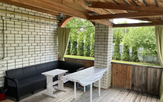 U Azovskikh Guest house