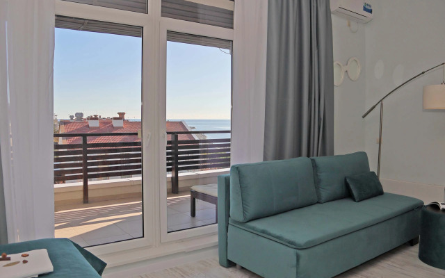 Квартира с Видом на Море - Navy