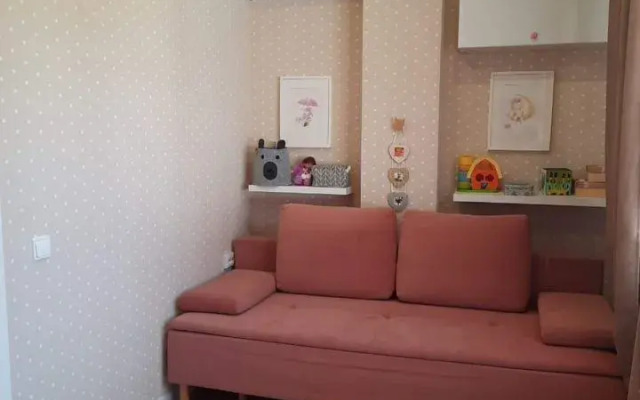 Yevrotreshka V Kurortnom Posyolke Flat