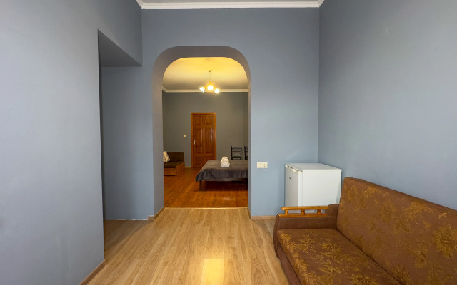 Hotel ELIZA HOTEL