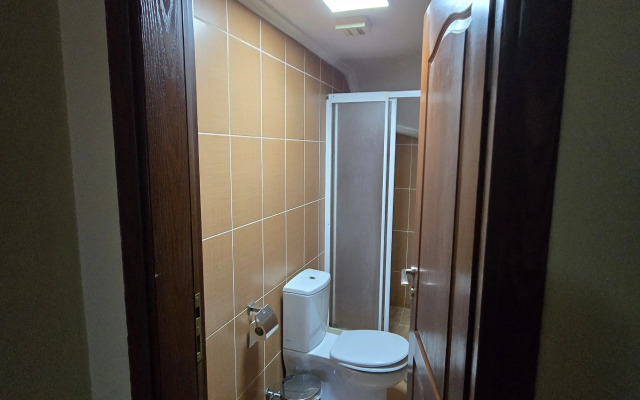 Ritsa Hotel