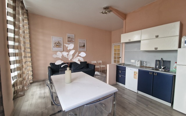 Nevskiy 72 Apartments