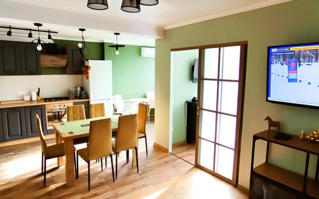 Апартаменты на Островского 35/11