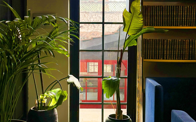 Отель Reikartz City Tbilisi Hotel