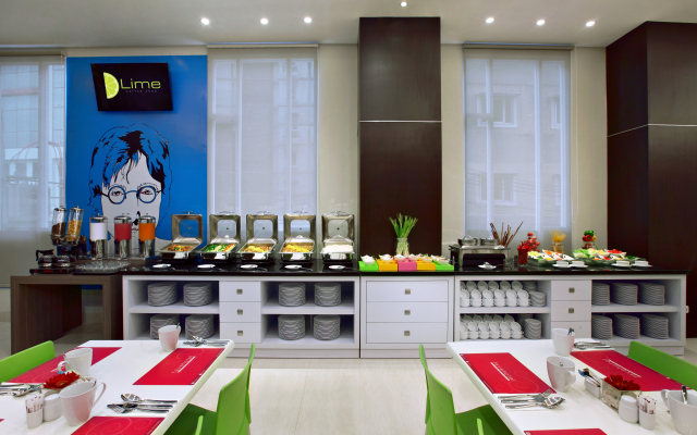 Favehotel Zainul Arifin Hotel