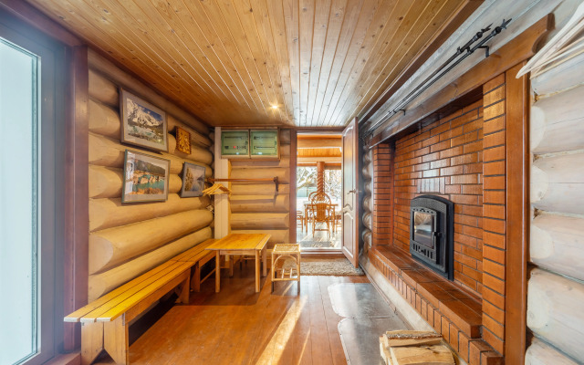V Ostovkakh - 134 Metra Guest House
