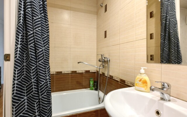 Апартаменты Квартира на Улица академика Янгеля