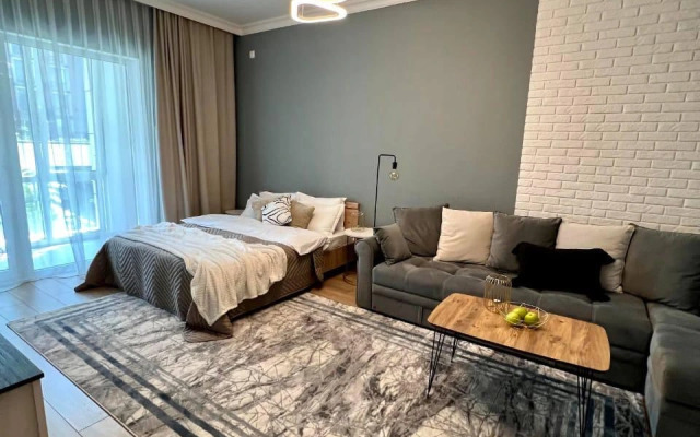 Квартира Просторная двухкомнатная квартира с уютным двором