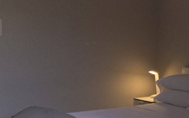 Up Hotel