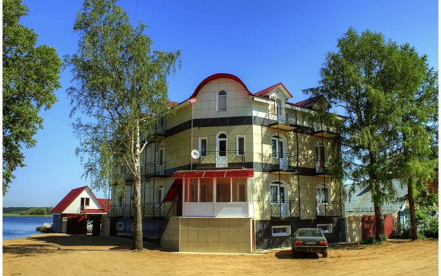 Orlovskaya 1 Gurst House