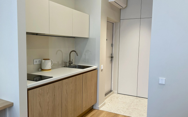 Апартаменты Уютная студия с видом на море центр