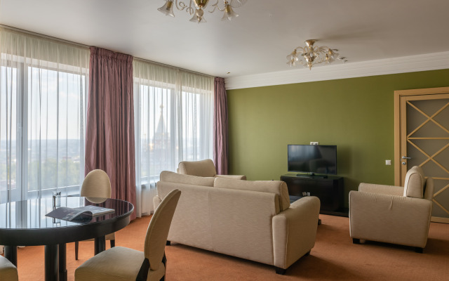 Cosmos Izhevsk Hotel