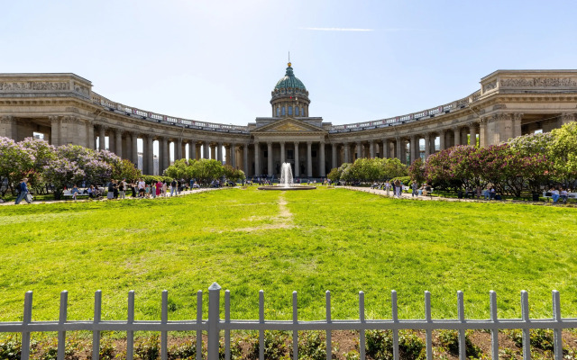 Апартаменты R&B на Невском 23