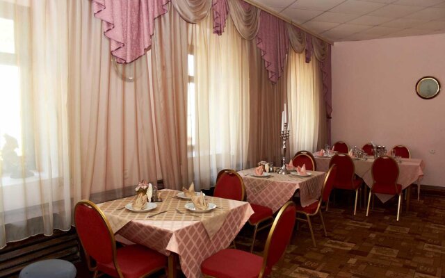 Отель Наташа