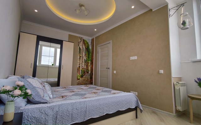 Komfort Na Tsentralnom Proyezde 17 Apartments