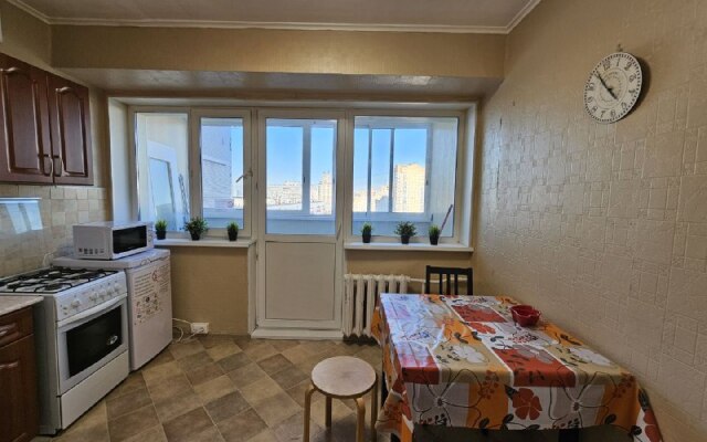 1b Slavyanskiy Bulvar 15 Apartments
