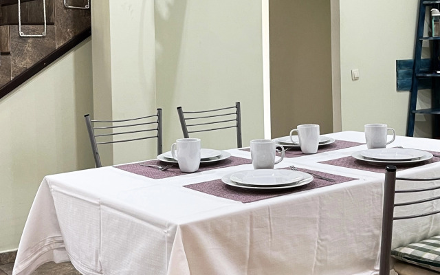 Chastny Kottedzh u reki Private house