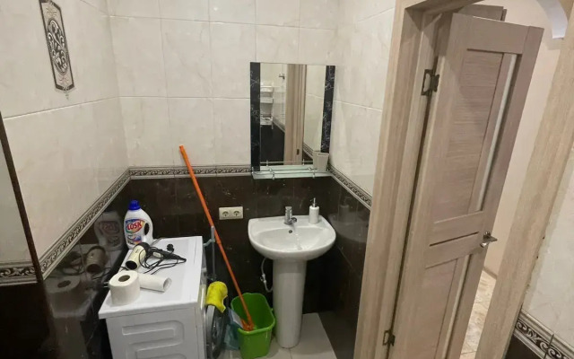 V Tsente Adlera Flat