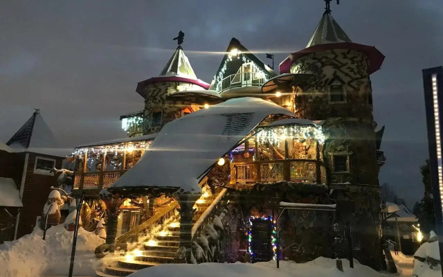 Отель Времена Года