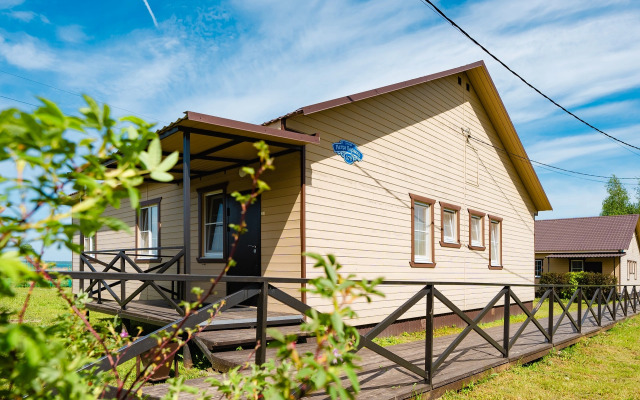 Частный дом на берегу озера Плещеево 57Б