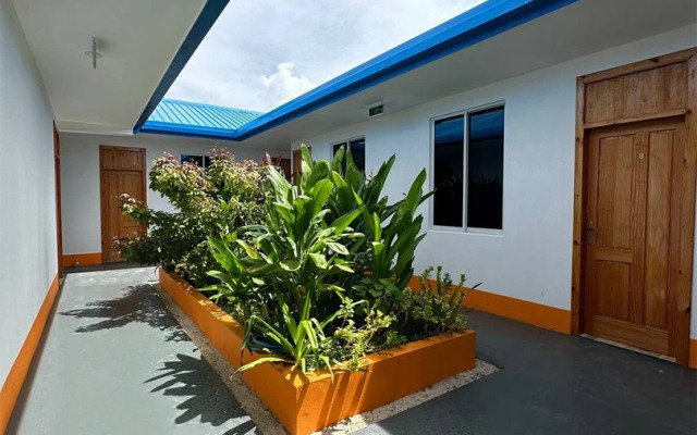 The Happiness Sun Suites Guest House