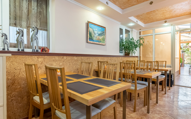 Dana House Guest house