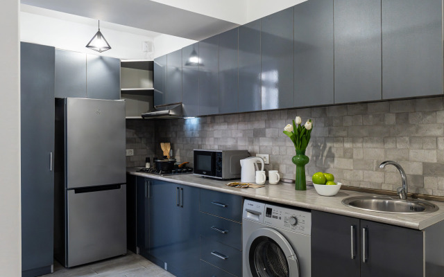 KeyGo #0127, 2 Bedroom, City Center Apartments