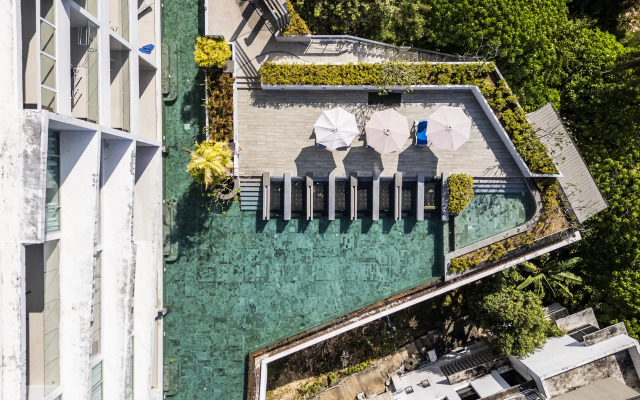 Karon Beach Residence Phuket Apartment hotel