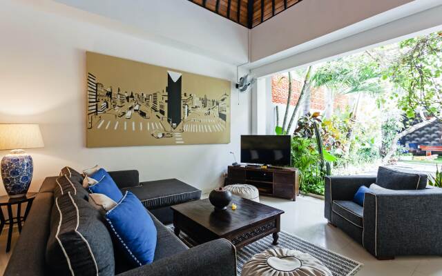 Вилла Casa-Retro Courtyard