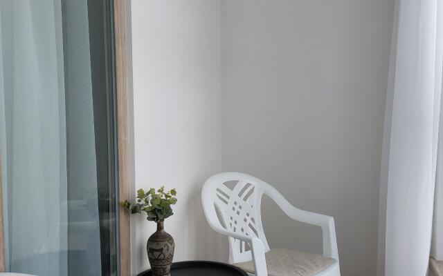 Апартаменты Квартира рядом с ТЦ Веер-молл