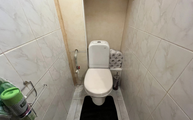 Уютная Семейная двухкомнатная квартира Невский 13 с балконом и парковкой