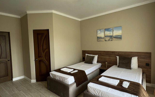 Golden Gagra Hotel