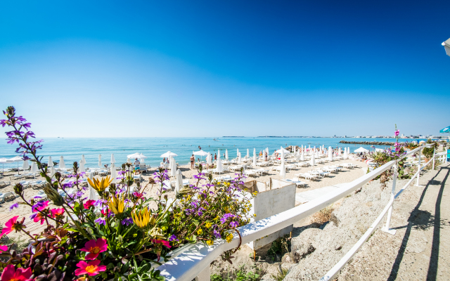 Prestige Fort Beach Hotel