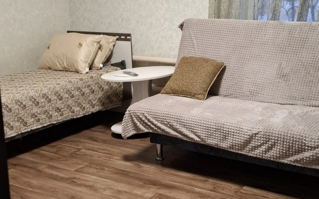Na Zaporozhskoy 37 Flat