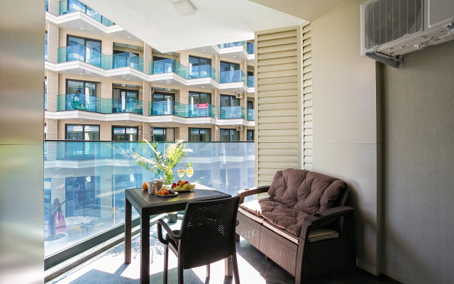 Skay Plaza 2 - U Morya Apartamenty Apartments