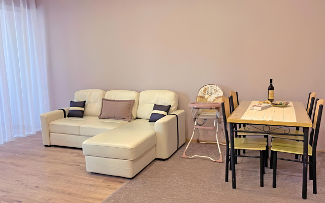 Квартира с Балконом