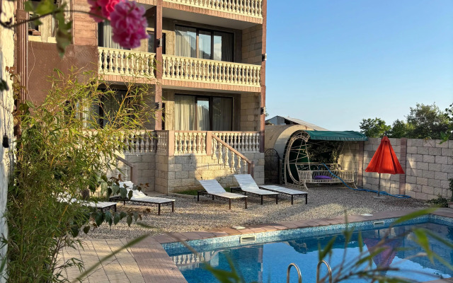 Villa Familia Mini-hotel